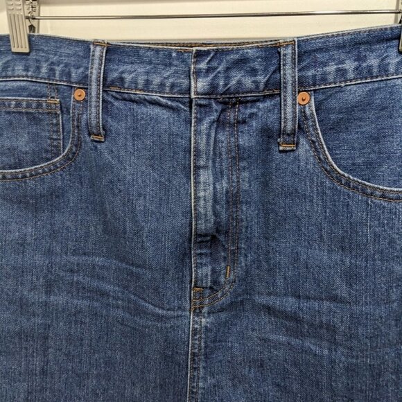 {SEE Comments} Madewell | Rigid Denim Mini Skirt - Picture 9 of 16